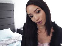 Alexis Tae, Vina Sky - Share My BF