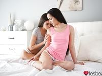 Cindy Shine, Monica Brown - Lesbea