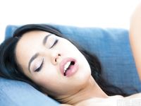 Apolonia Lapiedra - Fitting Room