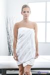 Sofia Lee, Kinuski - Massage Rooms