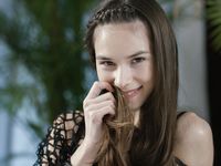 Leona Mia - Wow Girls