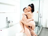 Jane Wilde - House Of Temptation