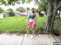 Caitlin Bell - Bangbus