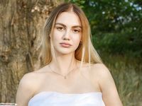 Hannah Lynn - Goddess Nudes