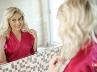 Lilly Bella - Reality Lovers