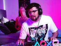 Tru Kait - Virtual Real Porn