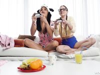 Amirah Adara, Zlata Shine - We Live Together