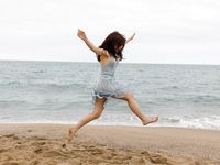 Madeline Escobar - Barcelona Dreaming (Zishy)