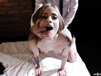 Ria Sunn - Dark Room VR