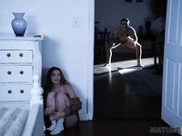 Kiki Daire - Mature 4K