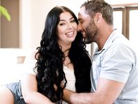 Holly Day - UP CLOSE