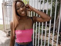 Kinsley Karter - Public Pickups