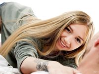 Leyla Fiore - The White Boxxx