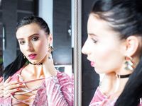 Nelly Kent - Her Limit