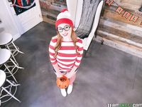 Cleo Clementine - Exxxtra Small