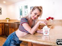 Nova Cane - Wankz VR