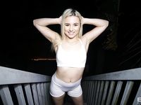 Aria Banks - Yngr.com