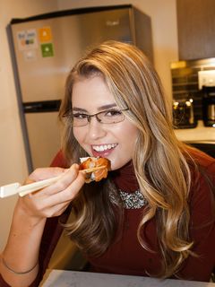 Presley Callen And Drippy Sushi (Zishy)