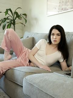 Chloe Temple, Evelyn Claire - Nubile Films