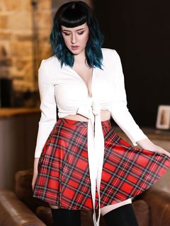 Lisha Blackhurst - Nothing But Curves