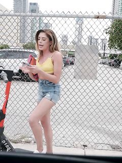 Vivianne DeSilva - Bangbus