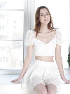 Amber Plume - MetArtX