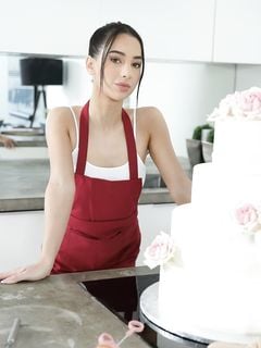 Kama Oxi - Only Tarts