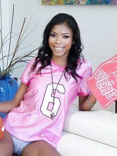 Nia Nacci - Ebony Sex Tapes