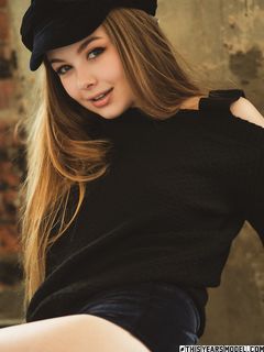 Lana Lee - This Years Model
