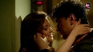 Ragini MMS Returns - All Hot Scenes Compilation 720p HD