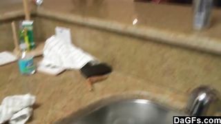 Stop to wash the dishes and let me fuck your ass