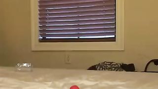 HOT TEEN FUCKS HERSELF IN THE ASS WITH HAIR BRUSH