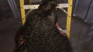 Fat Ass Lightskin gets Backshots outside