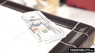 TEENFIDELITY Lexi Lore Creampied By Steve Holmes