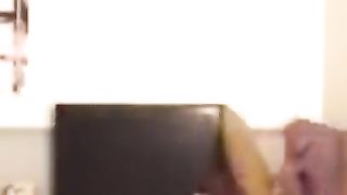 18 Year old Teen wants to Show the World