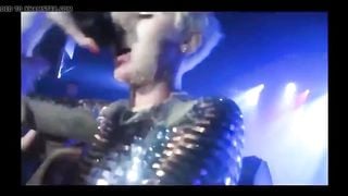 Miley cyrus hot performance on stage