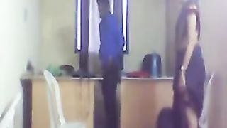 Desi cute aunty fuck by me again in office