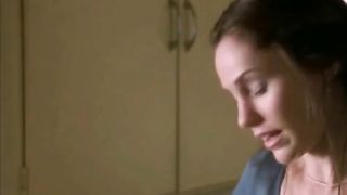 Jennifer Love Hewitt Scirt up