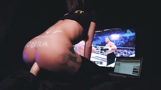 Brunette Riding on Dildo and Bets on Fedor Emelianenko at Melbet Bookmaker