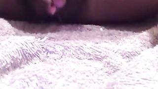 Making my Pretty Pink Pussy Squirt and Orgasm (Cum Dripping)