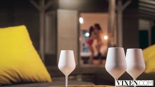 VIXEN Meeting New People