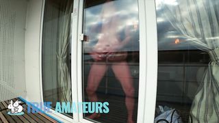 Athletic amateur craves anal from her hunk bf - Trueamateur