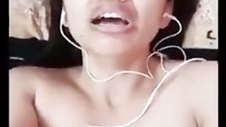 INDIAN GF VIDEO CALL TO BF WITH HOT EXPRESSIONS