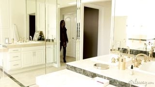 Latin maid and her dominant self! - Mercedes Carrera, Katrina Jade