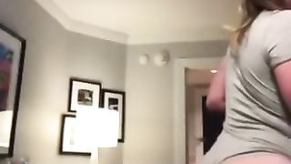 Streaming Girl Shows more than Intended