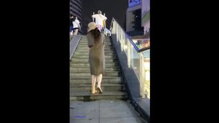 汤不热极品网红１７５ＣＭ九头身长腿嫩模ＨＥＥＬＳ私拍流出完美露出