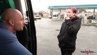 Totally Pierced and Tattooed Wierd Creature Rock the Cock in Driving Car