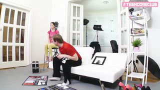 Teen Anal Casting, to Painful for her Tight Butt