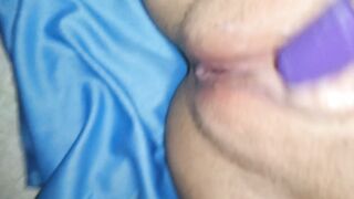 Using Vibrater & Sister Walks in when about to Squirt