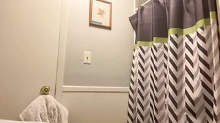 StormiSkies - Peeping my Gorgeous Step Sister